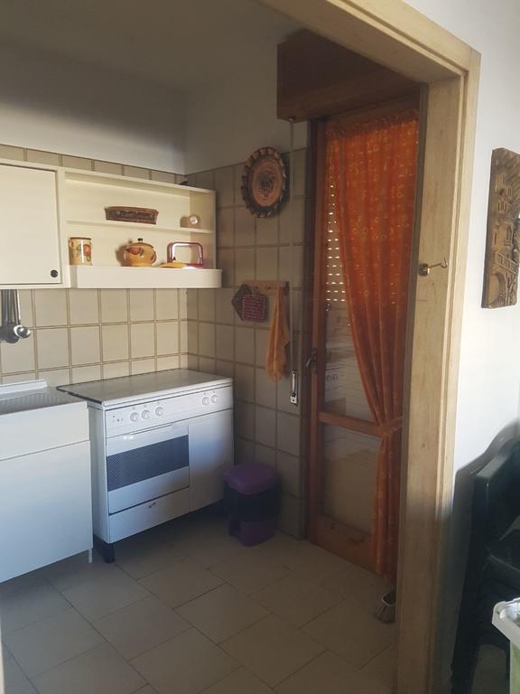 ポルト・チェザーレオ Residenza Caroneヴィラ エクステリア 写真